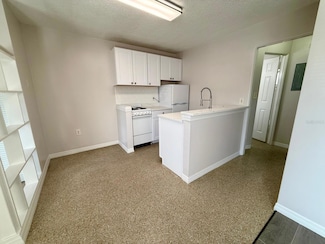 7317 46th Ave N Unit 3, Saint Petersburg, FL 33709