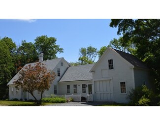 1211 West St, Wrentham, MA 02093