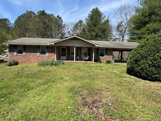 2172 Tails Creek Rd, Ellijay, GA 30540