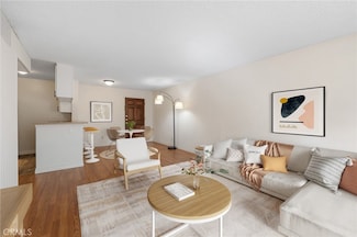 5700 Etiwanda Ave Unit 170, Tarzana, CA 91356