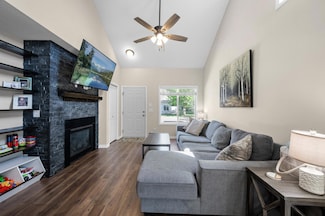 3854 232nd Ave NW Unit 105, Saint Francis, MN 55070