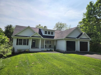 116 Old Walpole Rd, Keene, NH 03431