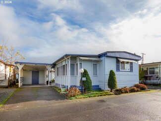 612 N Cascade Dr Unit 10, Woodburn, OR 97071