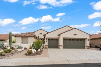 758 N Alexis Loop, Green Valley, AZ 85614