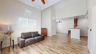 24420 Flaxwood Ln Unit 204, Newhall, CA 91321