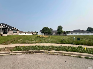 4671 Casey Dr, Springfield, IL 62711