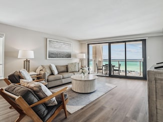 4242 Beachside Two Dr Unit 242, Miramar Beach, FL 32550
