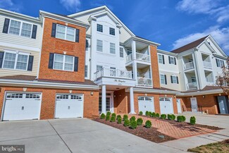 15201 Royal Crest Dr Unit 301, Haymarket, VA 20169