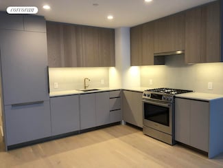 3 Court Square Unit 704, Long Island City, NY 11101