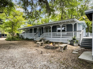 4869 Slans Island Rd, Hollywood, SC 29449