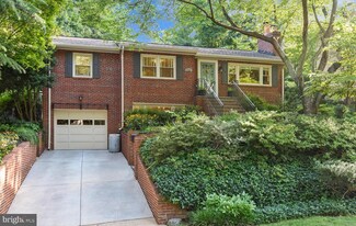 2363 N Taylor St, Arlington, VA 22207