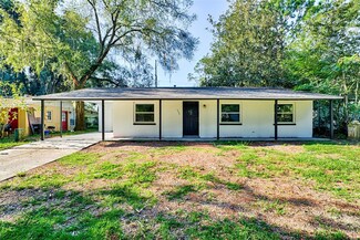 2509 NE 11th Place, Gainesville, FL 32641