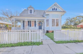 219 W Bridge St, Breaux Bridge, LA 70517