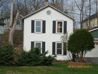 407 Summit St, Joliet, IL 60435