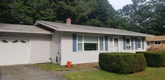 5 Meadow Ln, Windsor, VT 05089