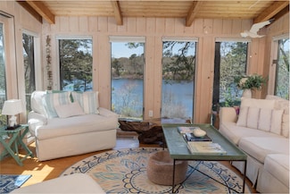 10 Wood Duck Way, Oak Bluffs, MA 02557