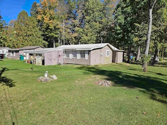 4778 Glenwood Dr, Harrison, MI 48625