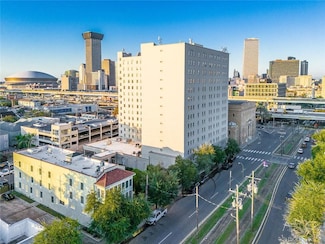 1205 St Charles Ave Unit 1017, New Orleans, LA 70130