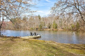 6601 Lakeside Dr, Quinton, VA 23141