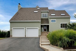 28 Highland Ave, Monmouth Beach, NJ 07750