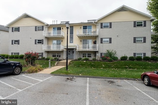 6 Warren Lodge Ct Unit 2D, Cockeysville, MD 21030