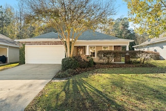 34 Clear Springs Ct, Hattiesburg, MS 39402