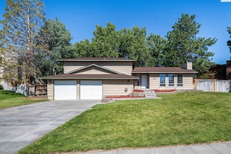 2315 Towhee Ln, West Richland, WA 99353