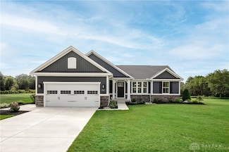 1047 Brooke Ln, Xenia, OH 45385