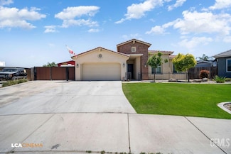 15021 Pinion Ct, Bakersfield, CA 93314