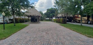 317 Sundial Cir Unit 317, Margate, FL 33068