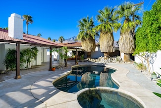 2750 E Vincentia Rd, Palm Springs, CA 92262