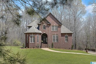 7512 Colonial Trace Cir, Bessemer, AL 35022