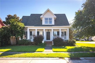 202 Maple Ridge Dr, Metairie, LA 70001