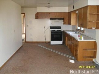 354 354 S Kilkenny Rd, Kilkenny, MN 56052
