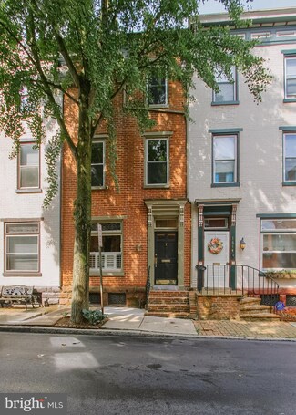 1612 Penn St, Harrisburg, PA 17102