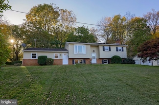 60 N Conestoga Dr, Lancaster, PA 17602
