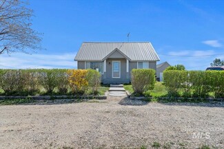 14296 S Cloverdale Rd, Kuna, ID 83634
