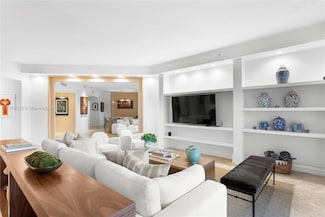 10 Edgewater Dr Unit 3E, Coral Gables, FL 33133