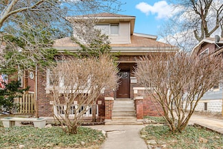 537 S 5th Ave, Des Plaines, IL 60016