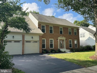13907 Valley Country Dr, Chantilly, VA 20151