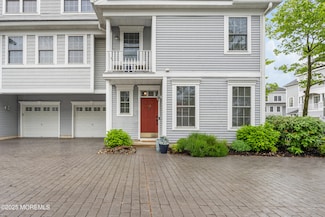 45 Golden Eye Ln, Port Monmouth, NJ 07758