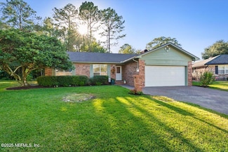 9160 Runnymeade Rd, Jacksonville, FL 32257