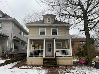 433 N Butler Blvd, Lansing, MI 48915