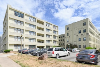 102 Judd Square Unit 102, Wallingford, CT 06492