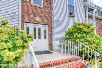 65 Whitefield Ave Unit 215, Ocean Grove, NJ 07756