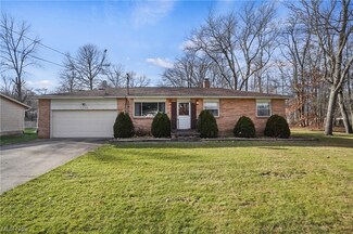 1774 Sedro St, Cuyahoga Falls, OH 44221