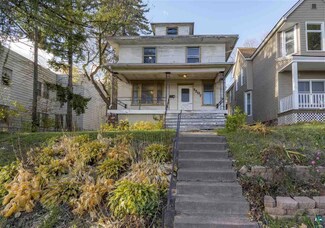1507 E 3rd St, Duluth, MN 55812