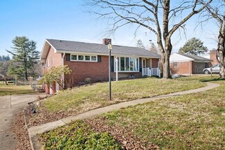 1525 Powers Run Rd, Pittsburgh, PA 15238