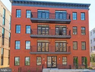 1412 Chapin St NW Unit 2, Washington, DC 20009
