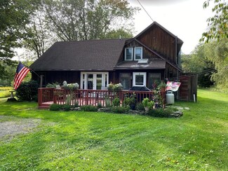 1690 Jackson Valley Rd, Little Meadows, PA 18830